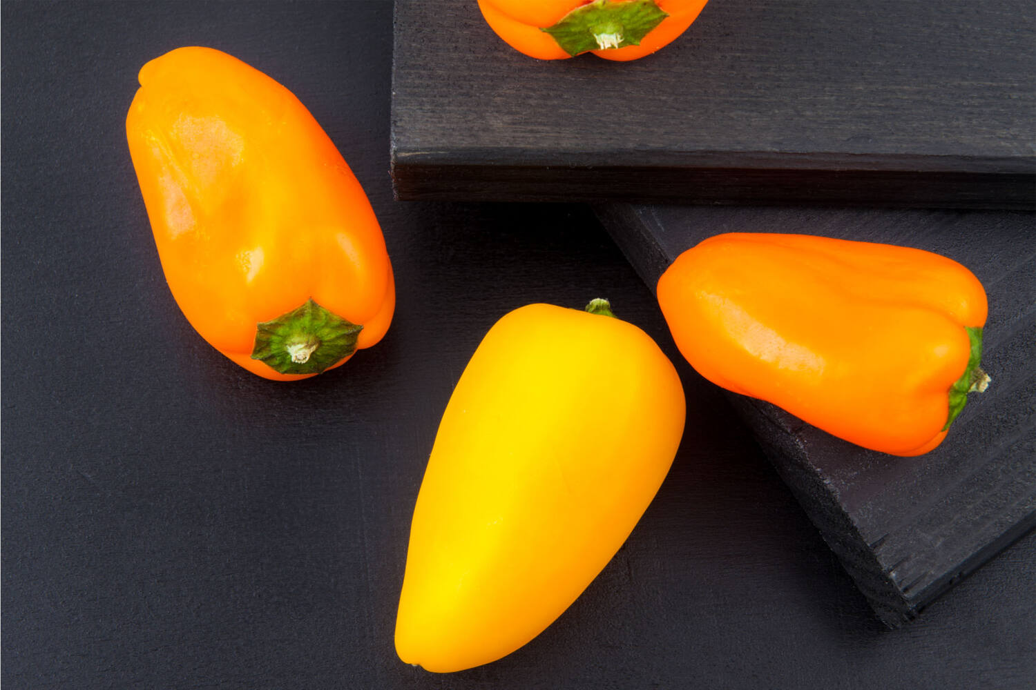 Mini paprika oranje doos 1kg stuk 2